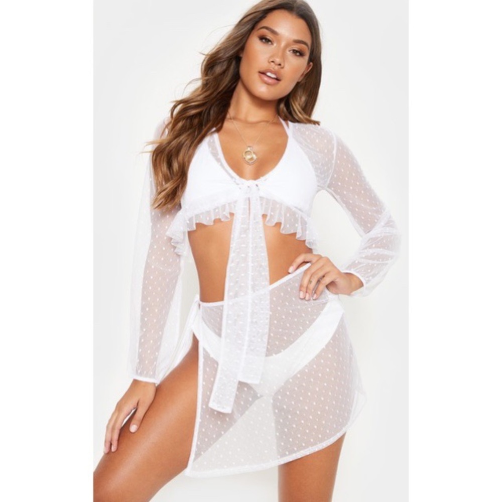 PrettyLittleThing Dobby Mesh Cover Up Set